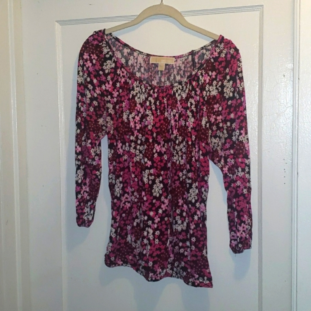 MICHAEL Michael Kors beautiful berry top